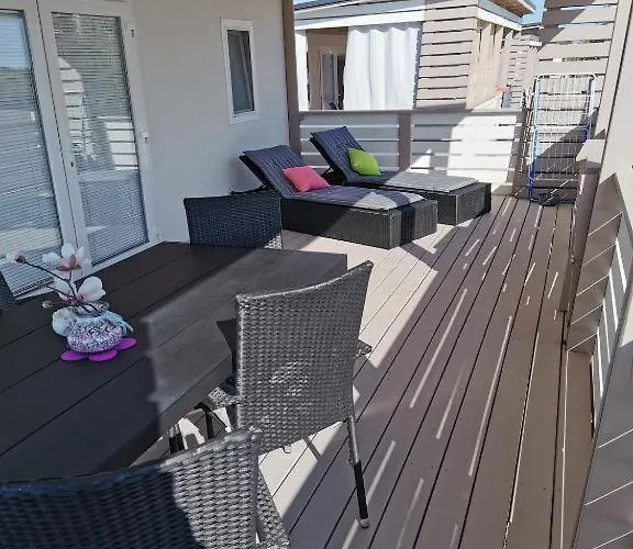 Mediterranean Mobile Homes - Lotty Casa vacanze Drage